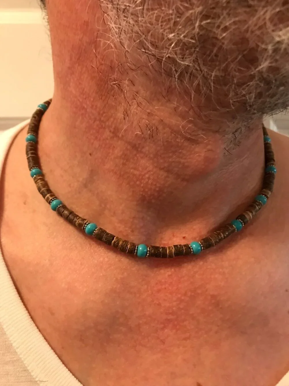Men's Wood and Turquoise Colored Choker Strong Magnetic Clasp Handmade NEW